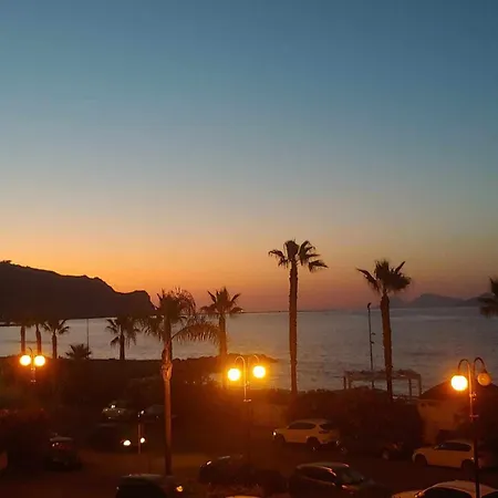 Fronte Mare Eolie Prázdninový dům *