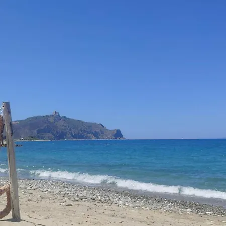 Fronte Mare Eolie Ferienhaus Falcone